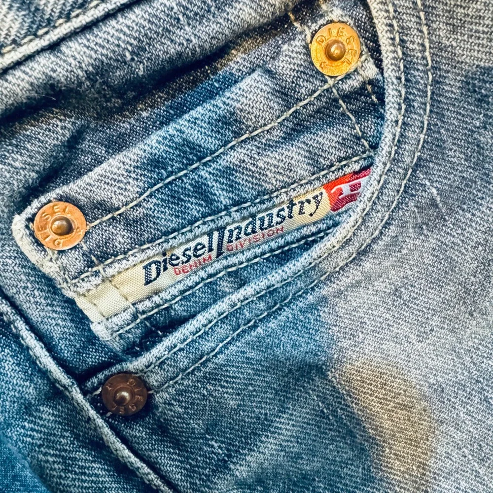 Vintage Y2K Diesel‎ Fanker Jeans Made in Italy SZ 28x32 Light Wash Bootcut 2001